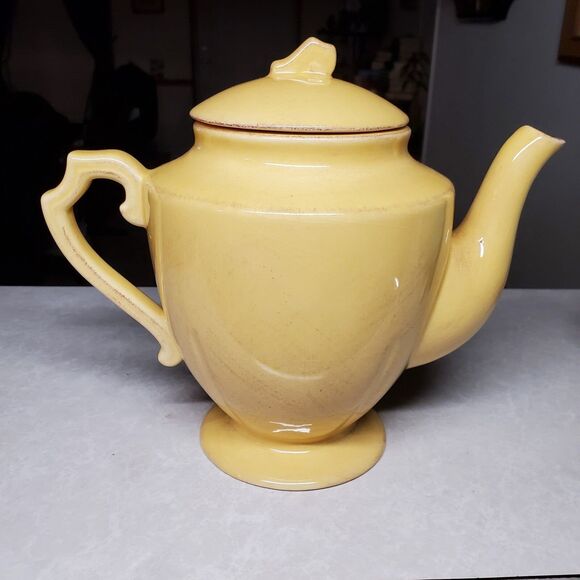 Faianca Subtil Teapot Golden Yellow Embossed Scollped - Picture 2 of 8